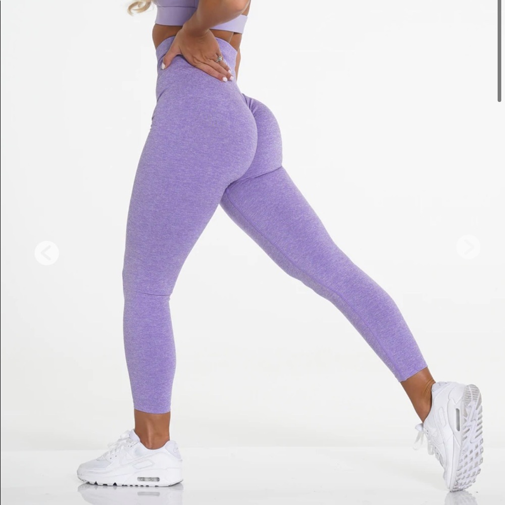 NVGTN Lilac Scrunch Seamless Leggings